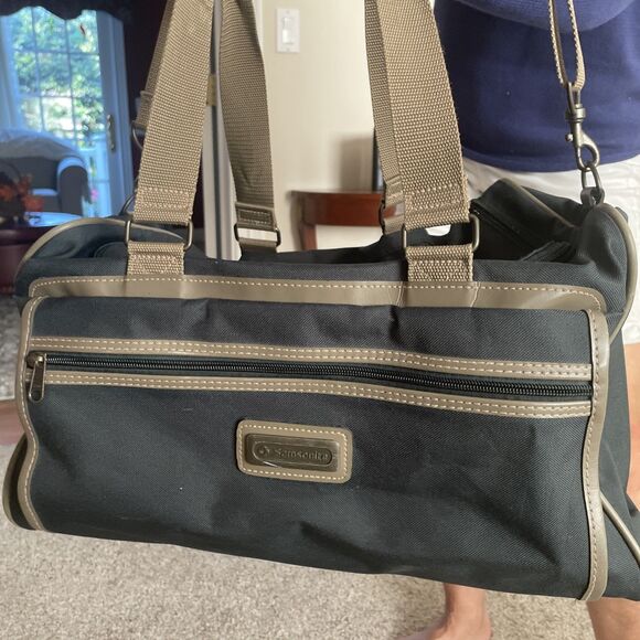 Vintage Samsonite Large Dark Green Canvas Travel Duffel Bag 22x12x10 in - Picture 1 of 8